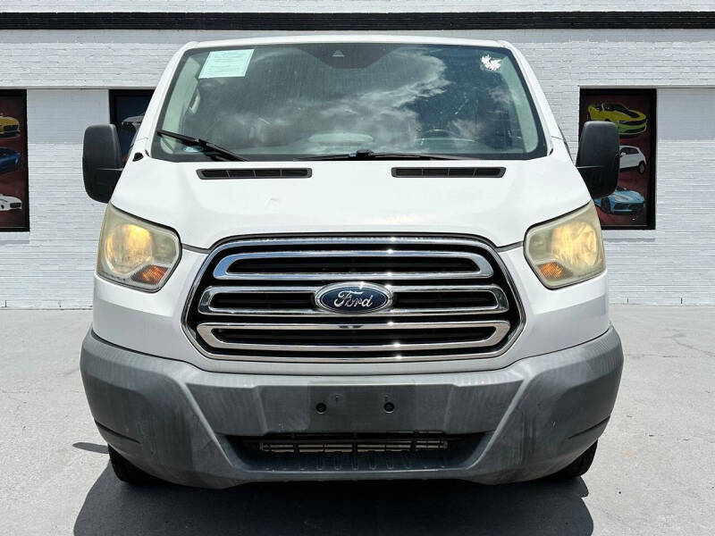 ford transit wagon 2017 1FBZX2ZG5HKA04502 image ford transit wagon 2017 1FBZX2ZG5HKA04502 image